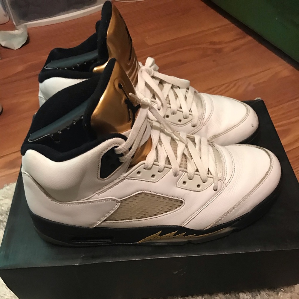 Air Jordan 5 Retro “Gold Medal”